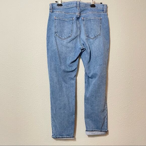 Old Navy Boyfriend Mid Rise Light Wash Heavily Distressed Jeans Womens 8 Blue - Picture 2 of 9